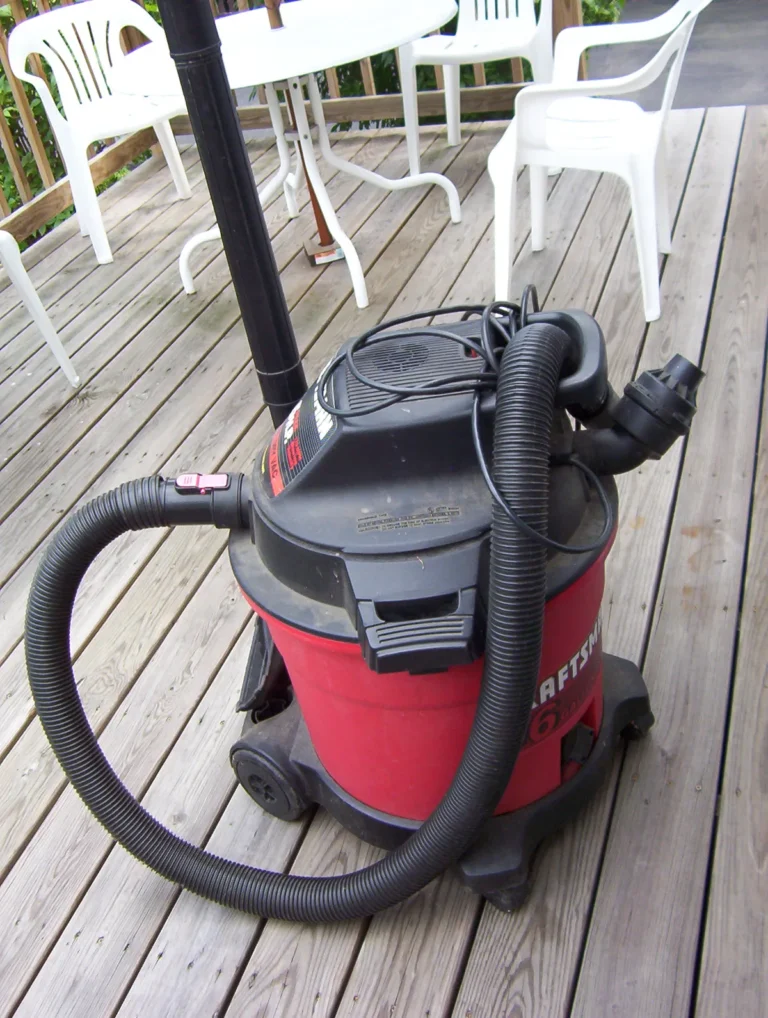 wet dry vacuum cleaner