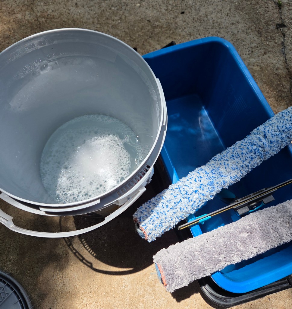 What Is The Best Homemade Window Cleaning Solution With Dawn